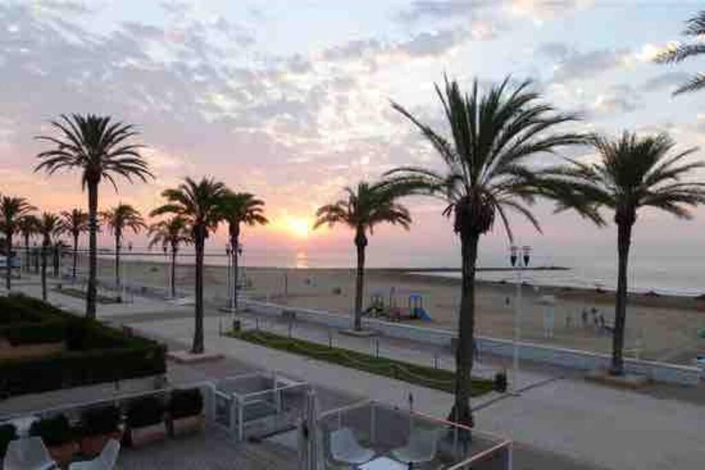 Fantastico Junto Al Mar Apartment *